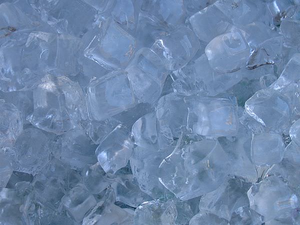 ice.cubes.cold2 - Copy
