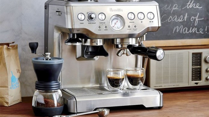 Pha cafe bằng máy